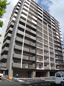 プレサンスロジェ嘉手納